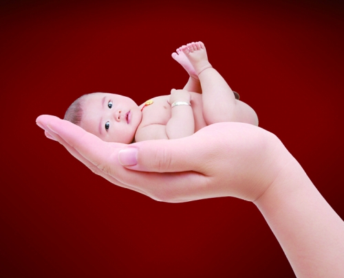 超八成發(fā)生在保姆與寶寶獨(dú)處時(shí)